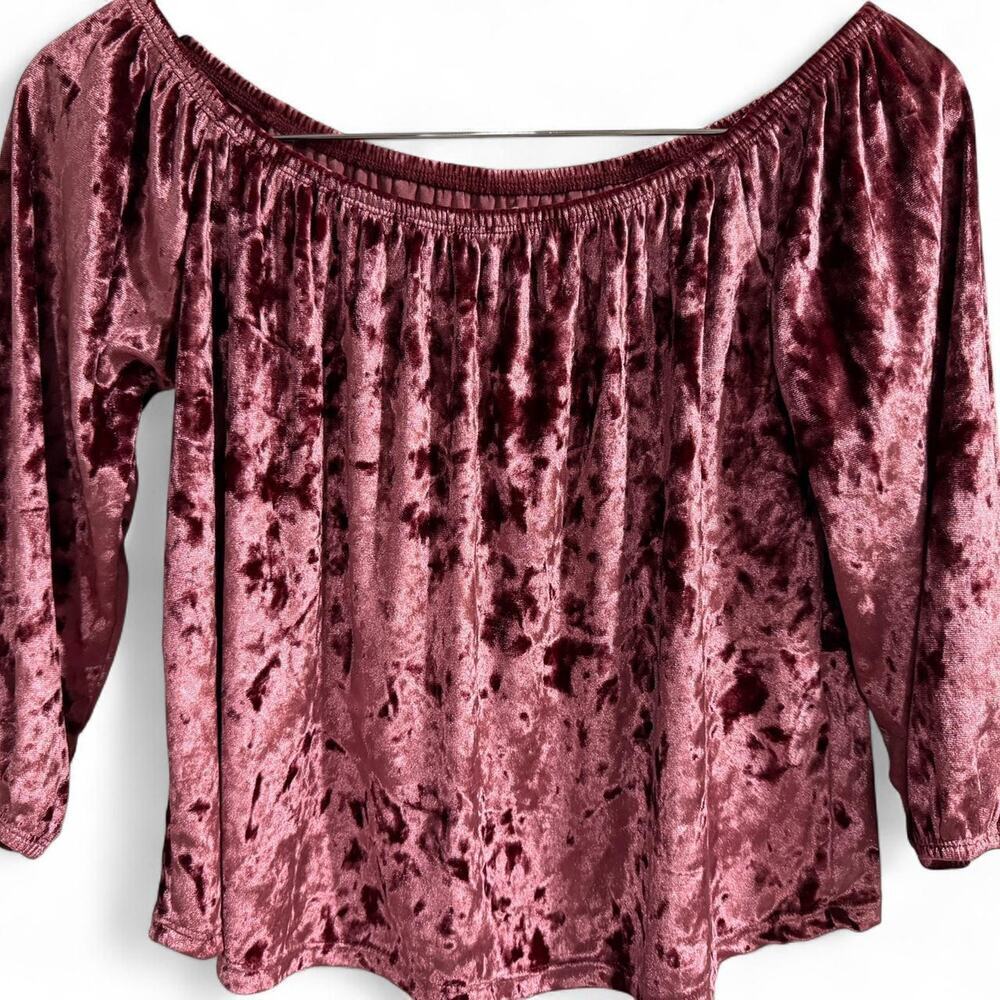 Hollister Burgundy plum jewel tone velvet on or off the shoulder top retro